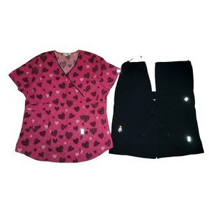 Code Happy Scrub Set in Black with Pink Hearts Large Top & Medium Pants